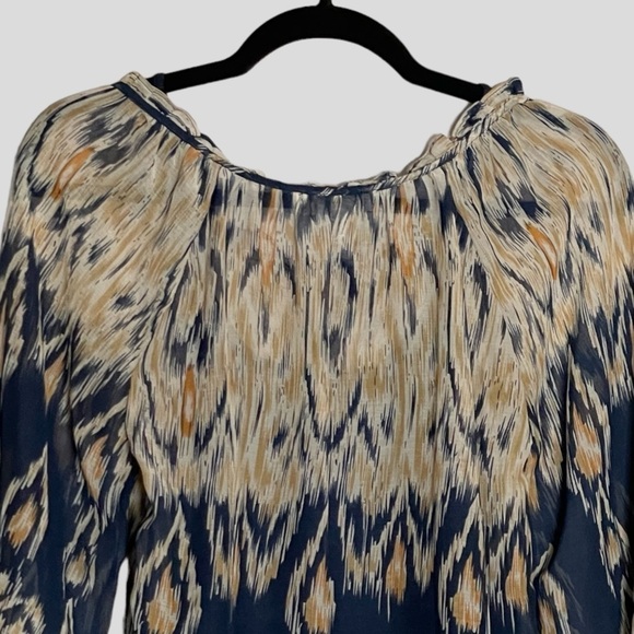 🌺 Kenar Boho Ikat Navy Tie Neck Lightweight Blouse Size XS - Picture 4 of 10